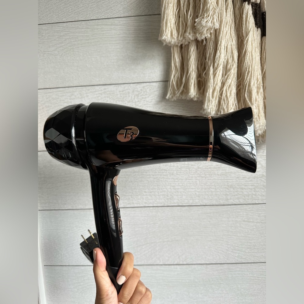 Brand New T3 Featherweight Professional Hairdryer No Original Box